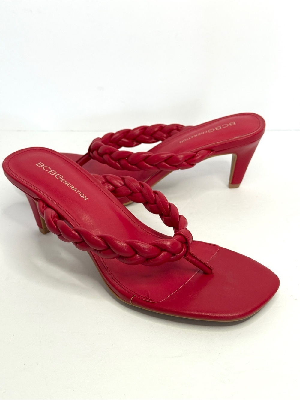 BCBGENERATION Women's Red Tulani Toe Kitten Heel Slip On Heeled Sandal 8 M